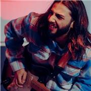 Chitarra classica o elettrica come ti piace!